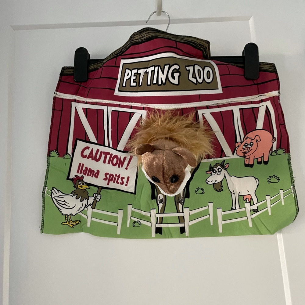 Petty zoo apron costume